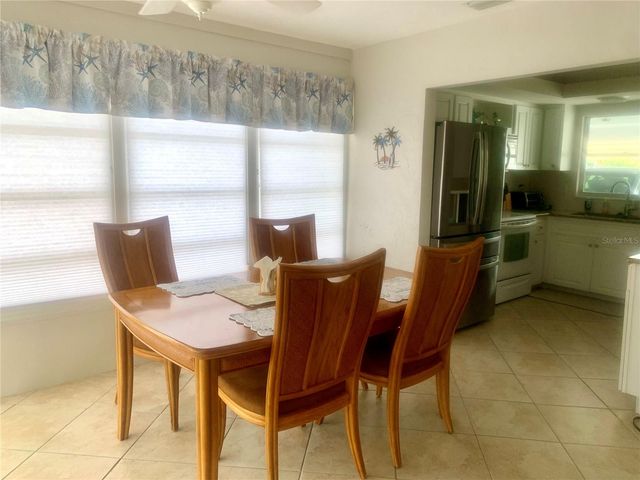 2310 CANALBLUFF PLACE V287, Sarasota, FL 34231