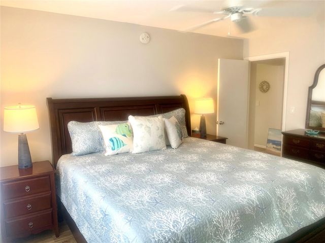 2310 CANALBLUFF PLACE V287, Sarasota, FL 34231