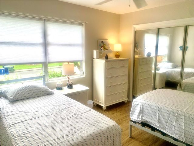 2310 CANALBLUFF PLACE V287, Sarasota, FL 34231