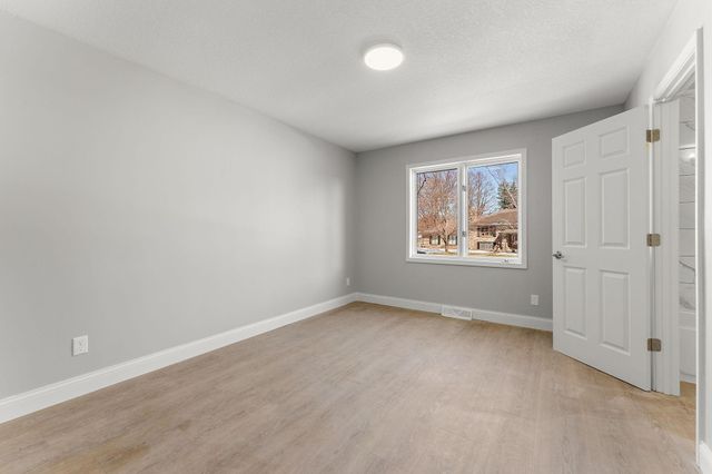 1592 Sherwood Court, Eagan, MN 55122