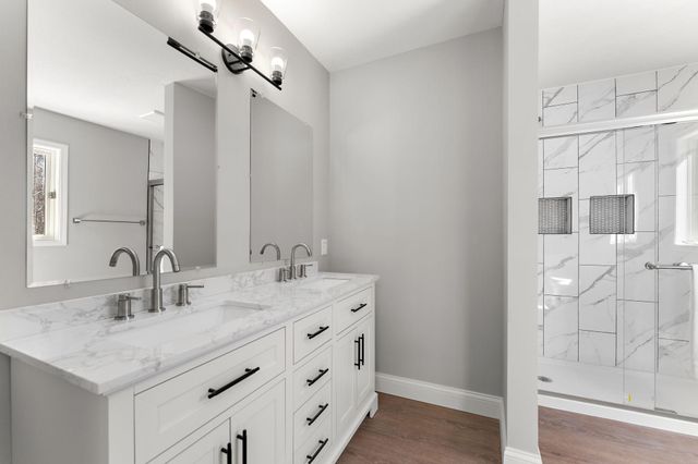 1592 Sherwood Court, Eagan, MN 55122