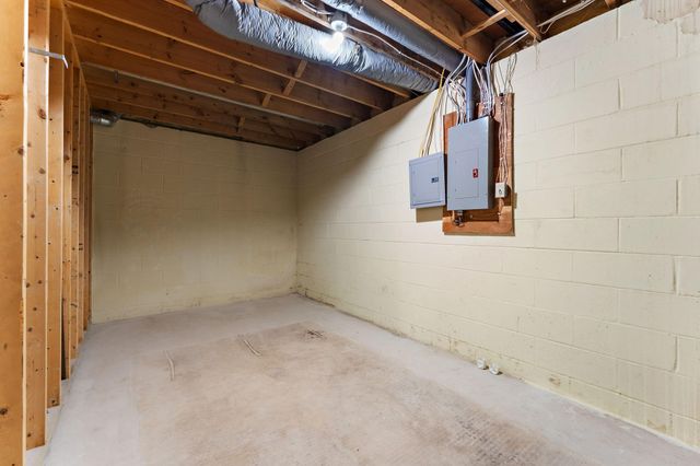 1592 Sherwood Court, Eagan, MN 55122