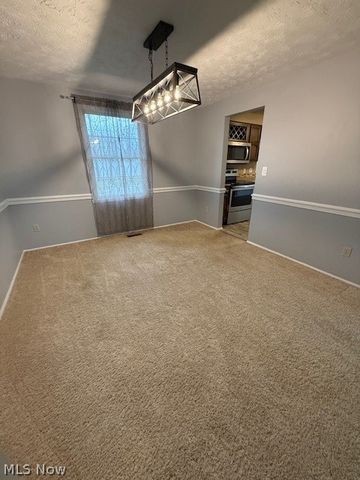 6884 Slippery Rock Drive, Canfield, OH 44406