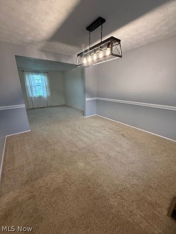 6884 Slippery Rock Drive, Canfield, OH 44406