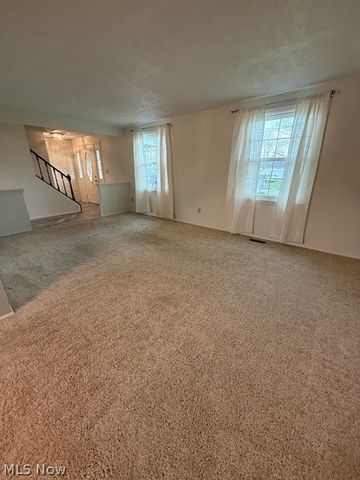 6884 Slippery Rock Drive, Canfield, OH 44406