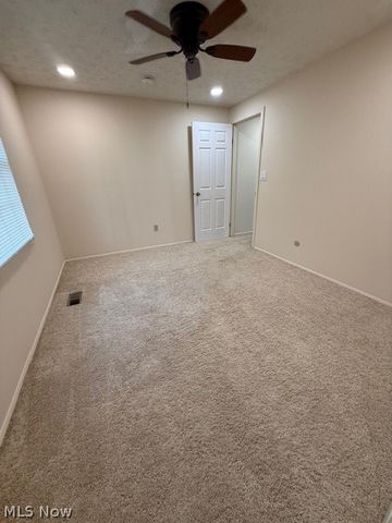 6884 Slippery Rock Drive, Canfield, OH 44406