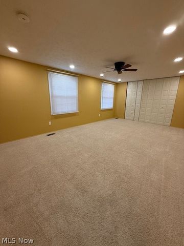6884 Slippery Rock Drive, Canfield, OH 44406