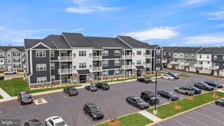 980 SETTING SUN LN #07-203, Chambersburg, PA 17201