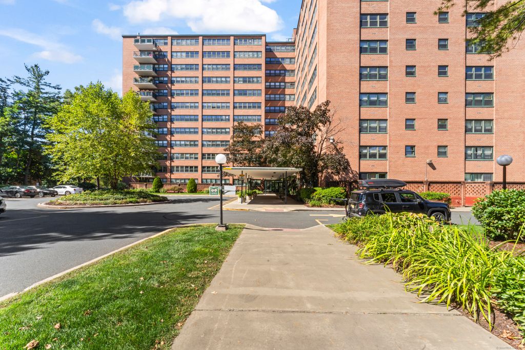 31 Woodland Street APT 4I, Hartford, CT 06105