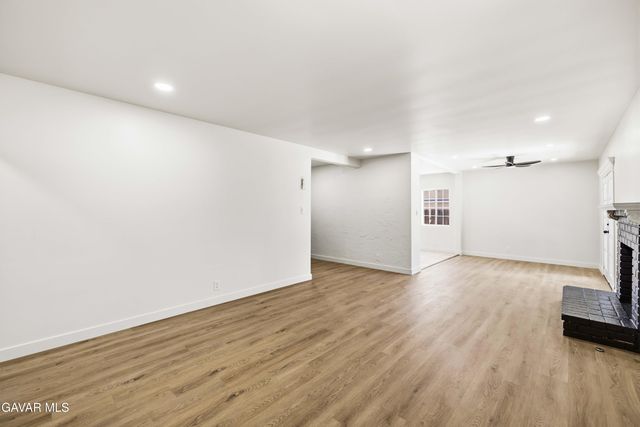 8417 Columbus Avenue, North Hills, CA 91343