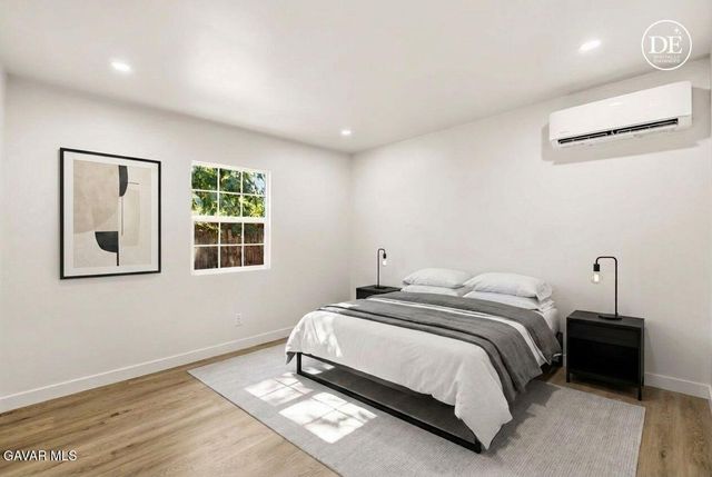 8417 Columbus Avenue, North Hills, CA 91343