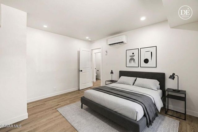 8417 Columbus Avenue, North Hills, CA 91343