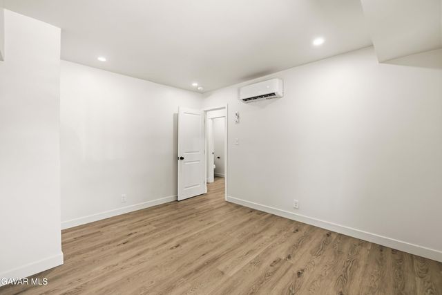 8417 Columbus Avenue, North Hills, CA 91343
