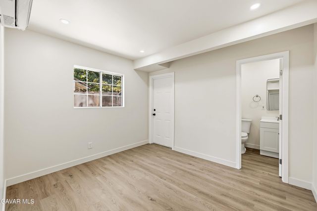 8417 Columbus Avenue, North Hills, CA 91343