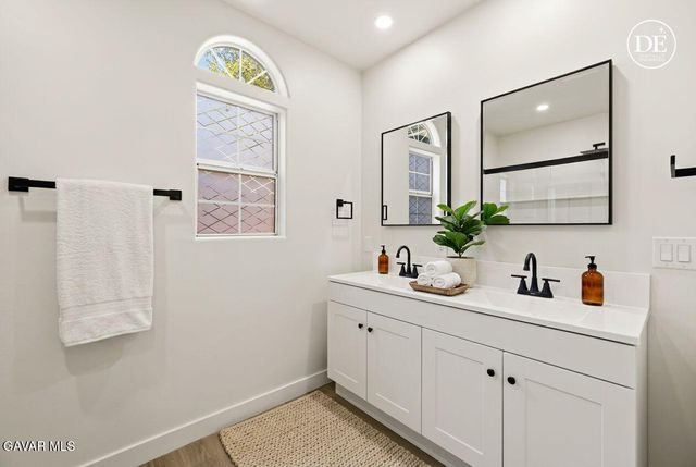 8417 Columbus Avenue, North Hills, CA 91343