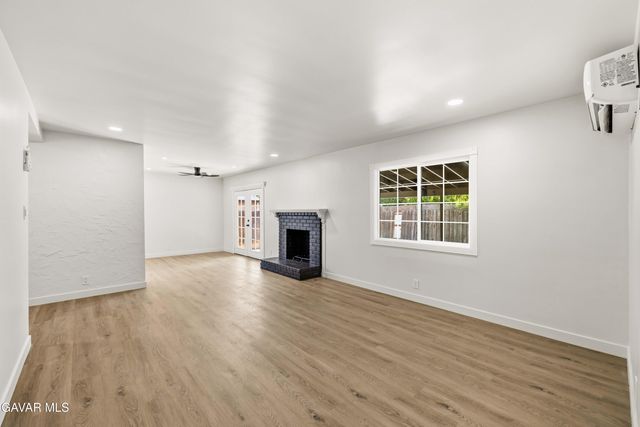 8417 Columbus Avenue, North Hills, CA 91343