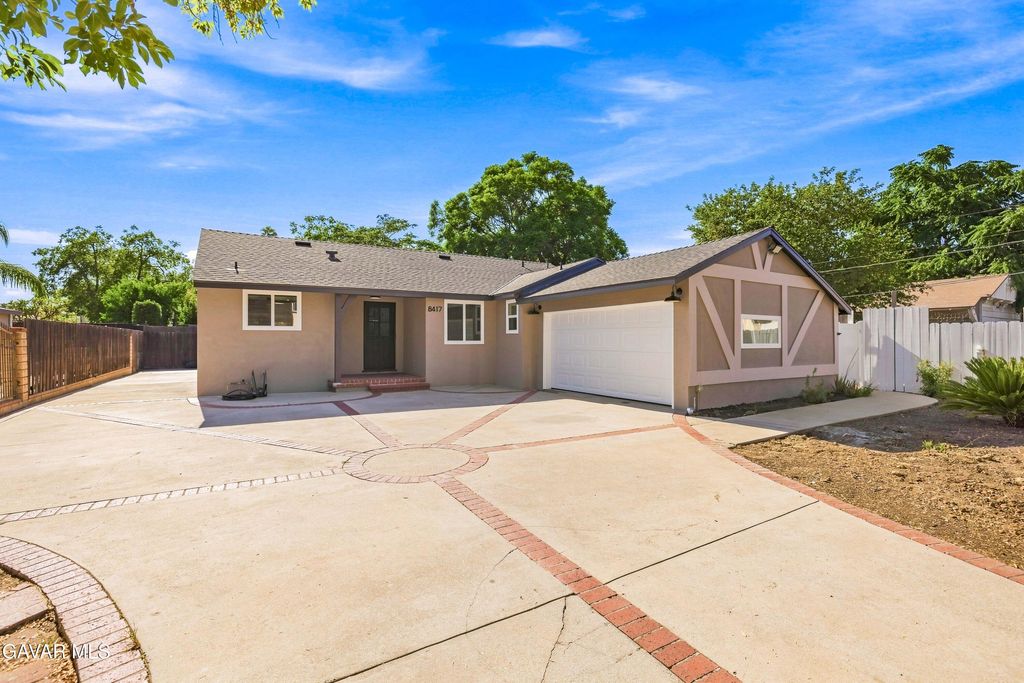 8417 Columbus Avenue, North Hills, CA 91343