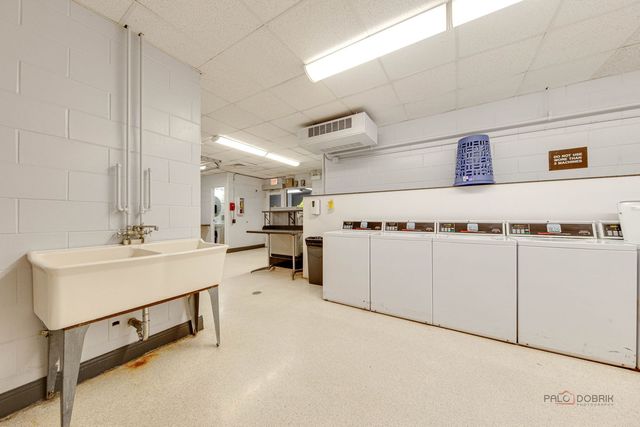 5445 N Sheridan Road 3805, Chicago, IL 60640