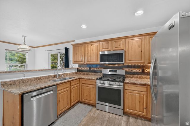 7162 N UTE DR, Eagle Mountain, UT 84005