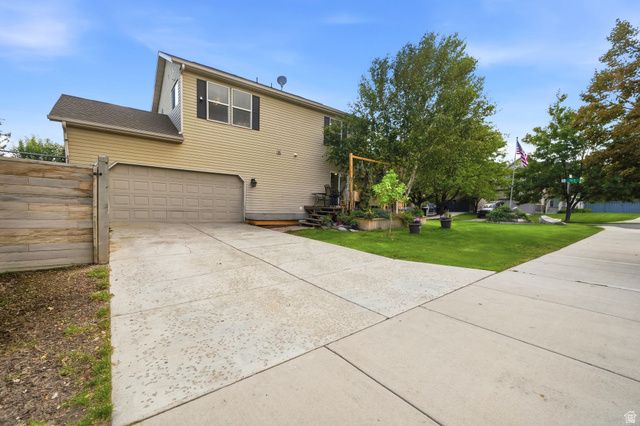 7162 N UTE DR, Eagle Mountain, UT 84005