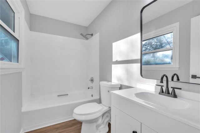 319 Catawba Circle, Seneca, SC 29672