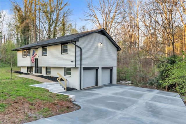 319 Catawba Circle, Seneca, SC 29672