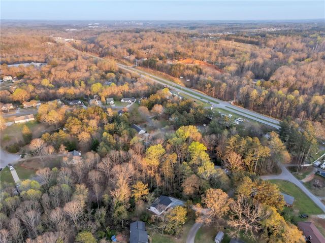 319 Catawba Circle, Seneca, SC 29672