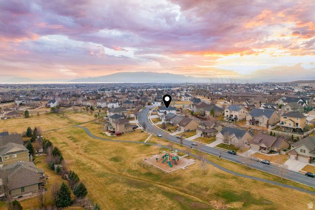 11979 N ITHICA DR, Highland, UT 84003