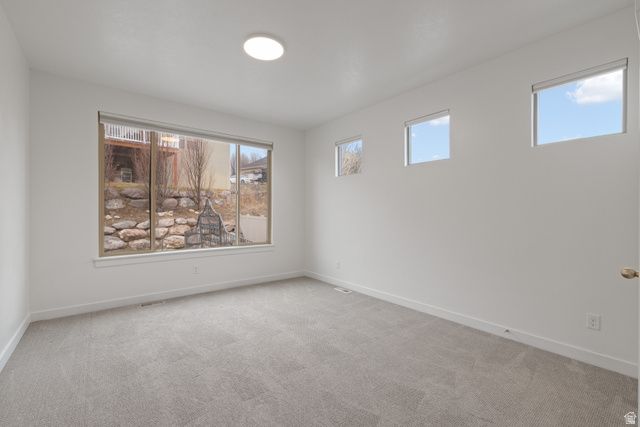 11979 N ITHICA DR, Highland, UT 84003