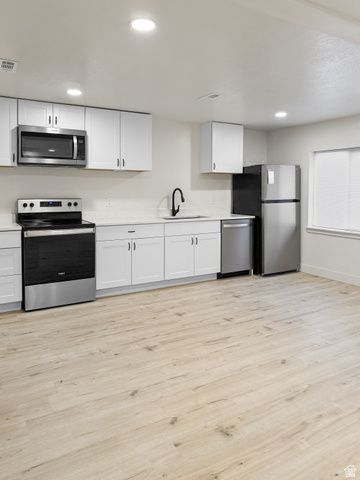 11979 N ITHICA DR, Highland, UT 84003