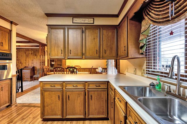 167 Great Meadows Dr, Gaffney, SC 29340