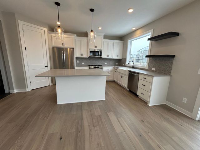 4066 Arbor Drive, Woodbury, MN 55129