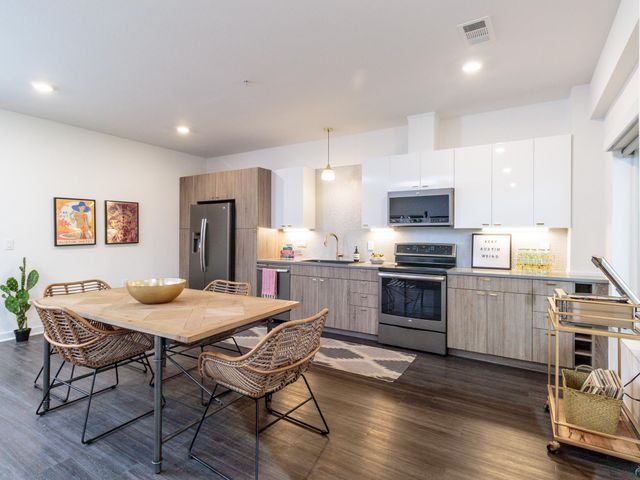 4361 S Congress Ave 124, Austin, TX 78745