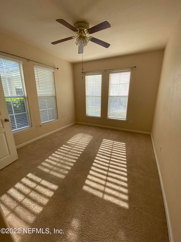 8290 GATE Parkway W 901, Jacksonville, FL 32216