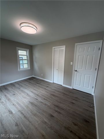 1199 Mayfield Ridge Road, Cleveland, OH 44124