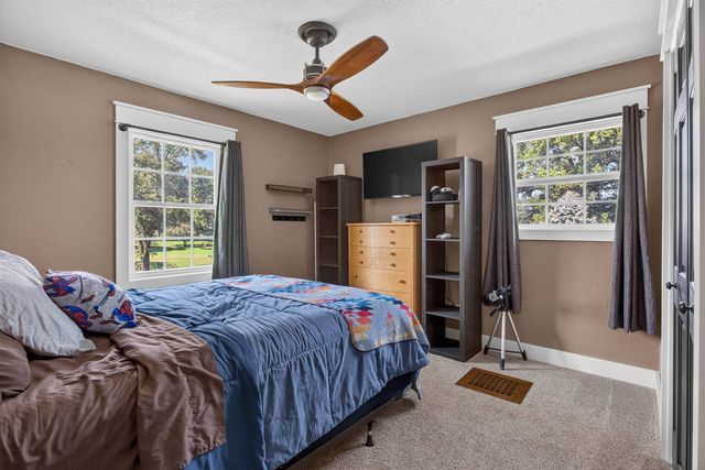 1825 Pineo Grove Lane, Princeton, IA 52768