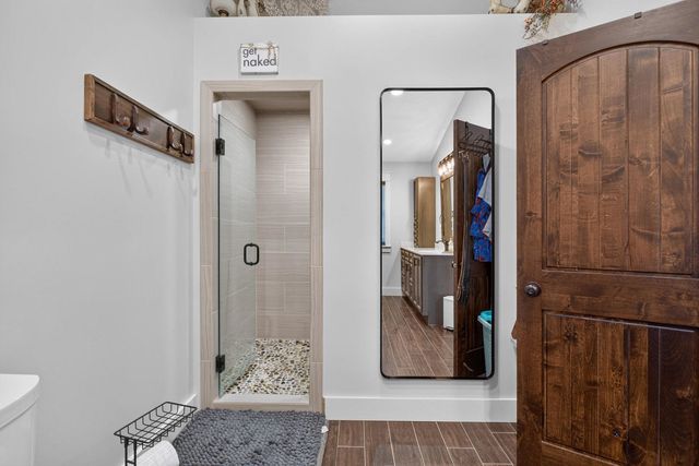 1825 Pineo Grove Lane, Princeton, IA 52768
