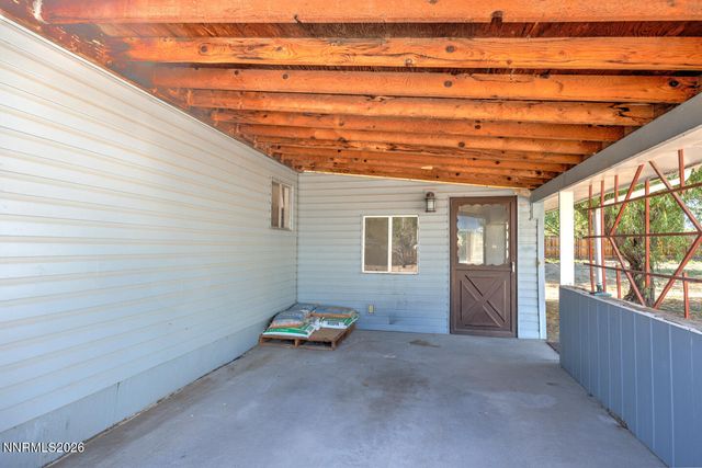 1380 River View Drive, Fallon, NV 89406