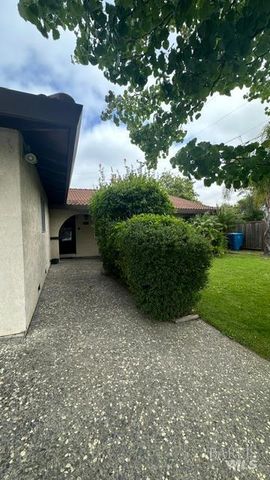 114 Shelley Dr, Vallejo, CA 94591