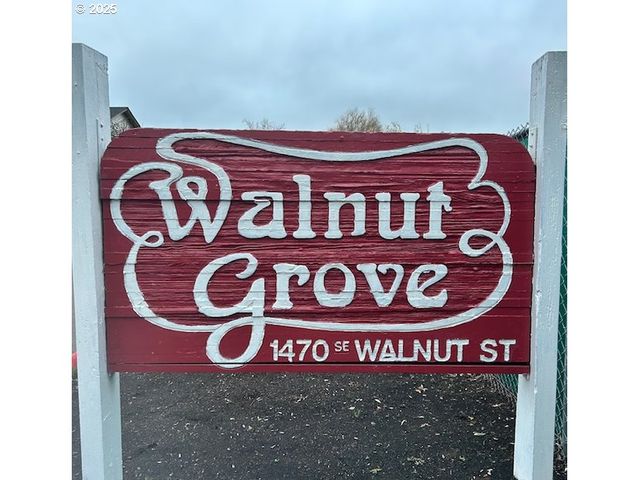 1470 Se WALNUT St 206, Hillsboro, OR 97123