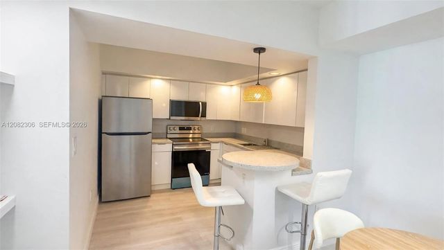 100 N Federal Highway 1123, Fort Lauderdale, FL 33301