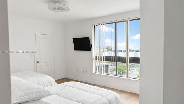 100 N Federal Highway 1123, Fort Lauderdale, FL 33301