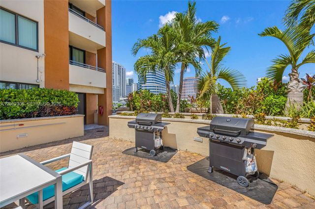 100 N Federal Highway 1123, Fort Lauderdale, FL 33301