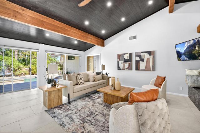 74090 Setting Sun Trail, Palm Desert, CA 92260