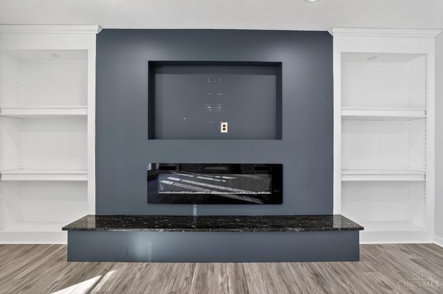 8335 Charming Manor, West Chester, OH 45069