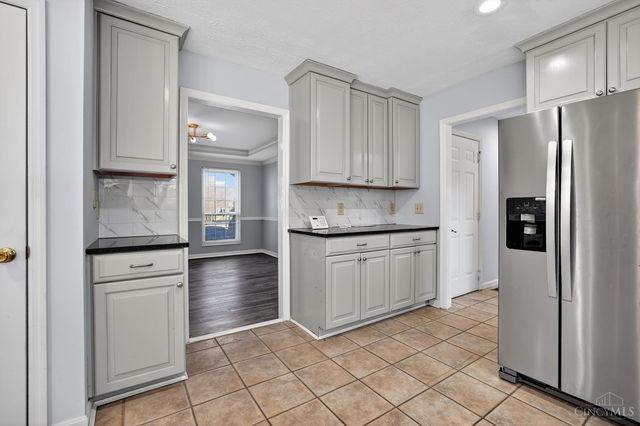 8335 Charming Manor, West Chester, OH 45069