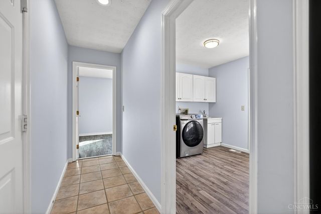 8335 Charming Manor, West Chester, OH 45069