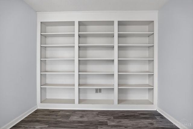 8335 Charming Manor, West Chester, OH 45069