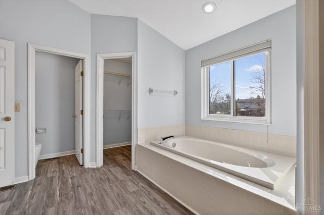 8335 Charming Manor, West Chester, OH 45069