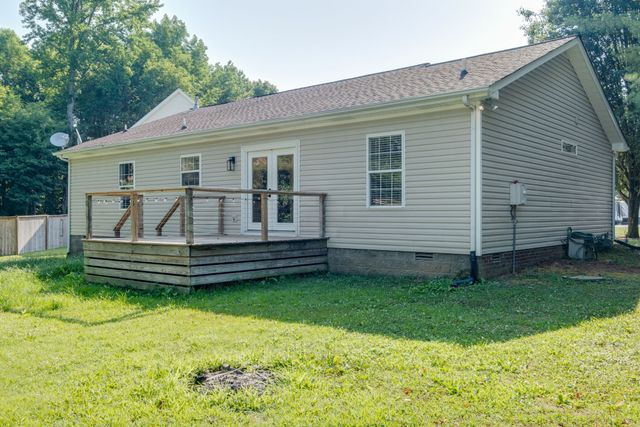 103 Hunterwood Ct, White House, TN 37188